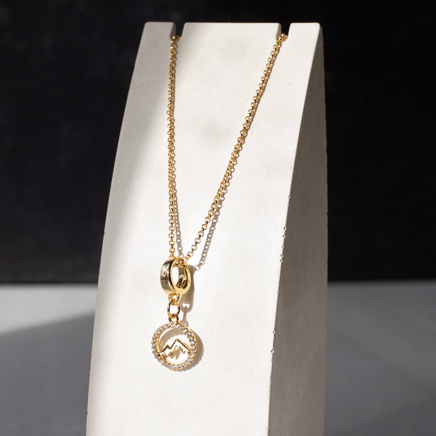 Mountain Charm, CZ – Lenny and Eva